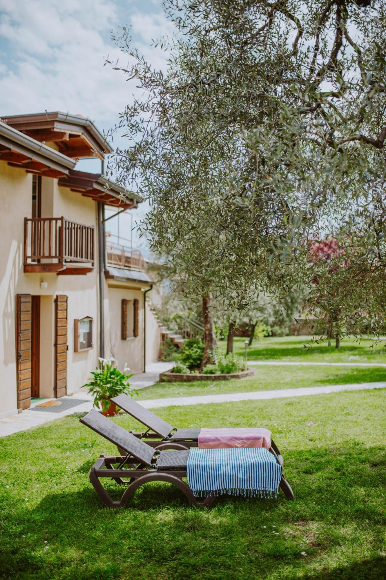 Campolivo Apartment Gargnano Exterior photo